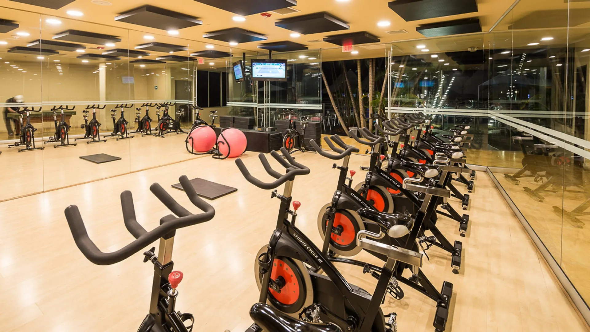 Intercontinental Medellin - Movich By Ihg Ξενοδοχείο