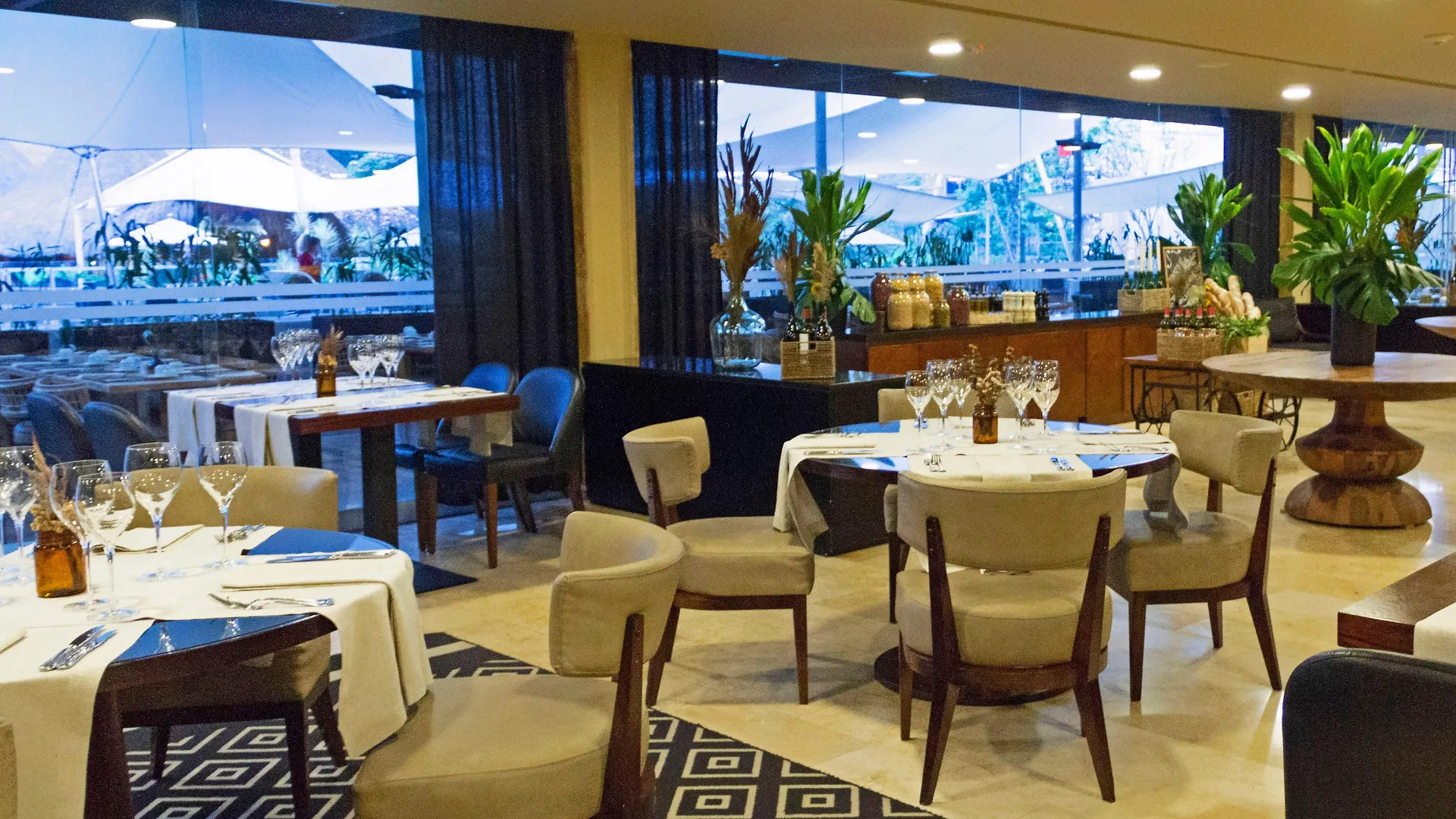 מלון Intercontinental Medellin - Movich By Ihg
